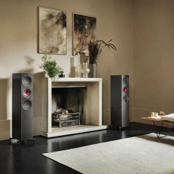 KEF R7 META